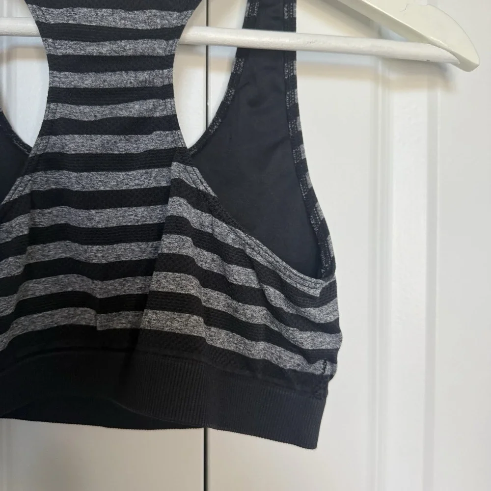 Black and Grey Striped Bally Sports‎ Bra No Cup Inserts Size S